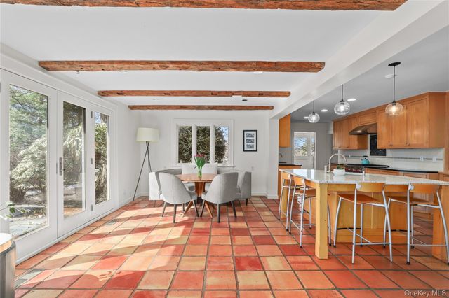 37 Hyatt Road, Briarcliff Manor, NY 10510