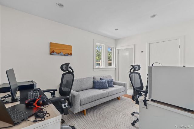 37 Hyatt Road, Briarcliff Manor, NY 10510