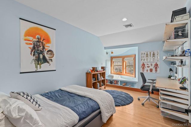 37 Hyatt Road, Briarcliff Manor, NY 10510