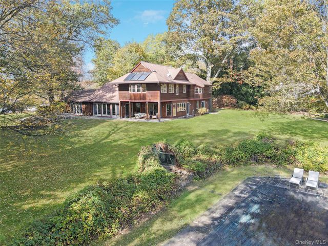 37 Hyatt Road, Briarcliff Manor, NY 10510