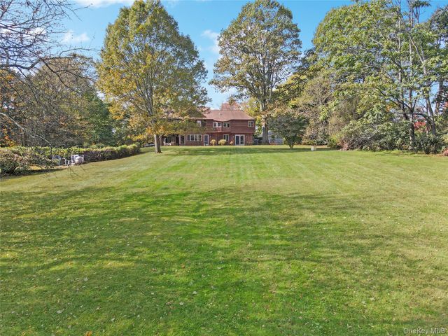 37 Hyatt Road, Briarcliff Manor, NY 10510