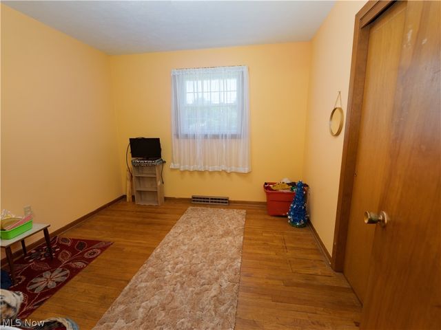 887 State Route 534 NW, Newton Falls, OH 44444
