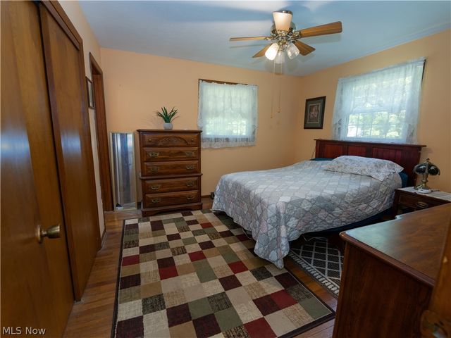 887 State Route 534 NW, Newton Falls, OH 44444