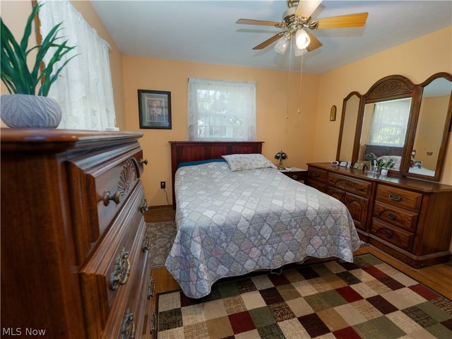 887 State Route 534 NW, Newton Falls, OH 44444