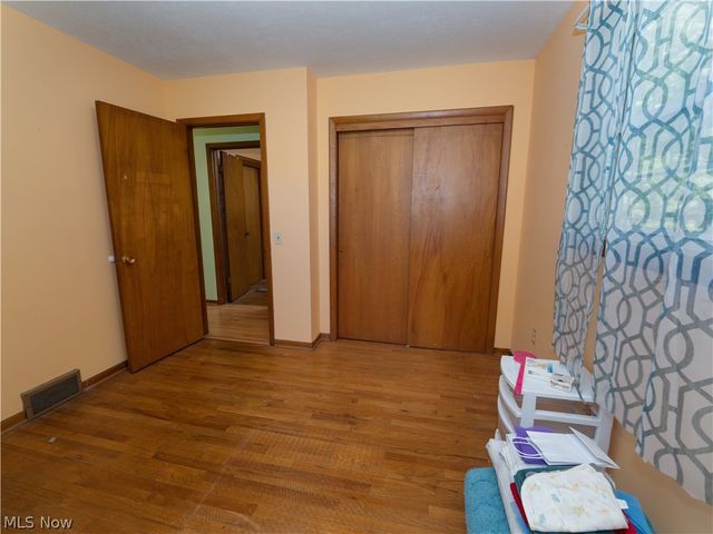 887 State Route 534 NW, Newton Falls, OH 44444