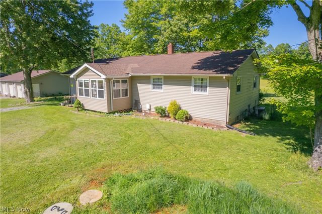 887 State Route 534 NW, Newton Falls, OH 44444