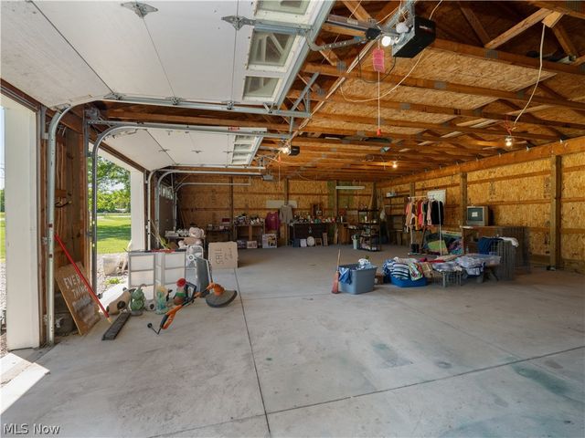 887 State Route 534 NW, Newton Falls, OH 44444
