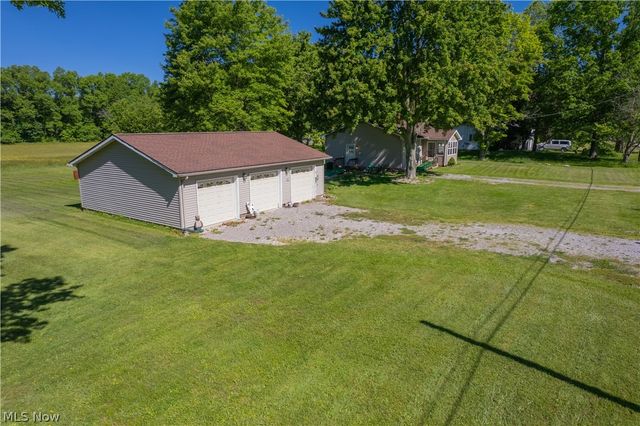 887 State Route 534 NW, Newton Falls, OH 44444