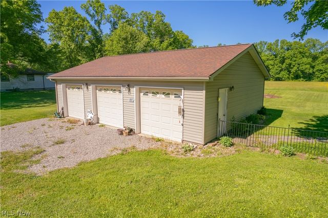 887 State Route 534 NW, Newton Falls, OH 44444