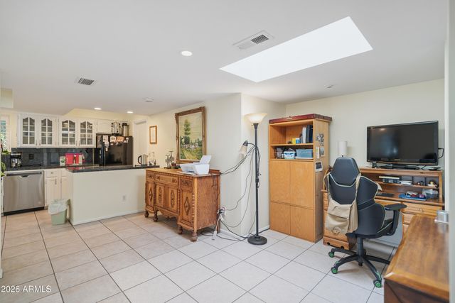 6330 E CATALINA Drive, Scottsdale, AZ 85251