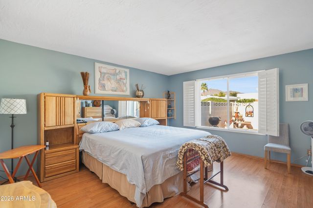 6330 E CATALINA Drive, Scottsdale, AZ 85251