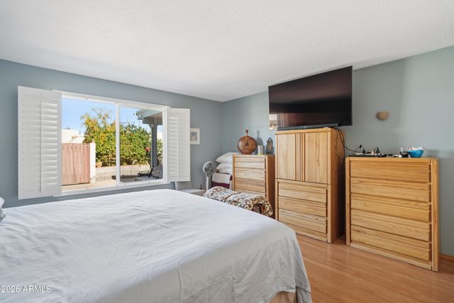 6330 E CATALINA Drive, Scottsdale, AZ 85251