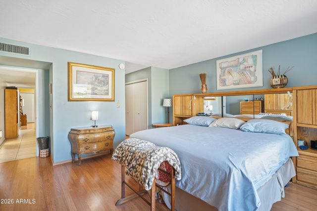 6330 E CATALINA Drive, Scottsdale, AZ 85251