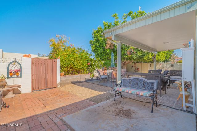 6330 E CATALINA Drive, Scottsdale, AZ 85251