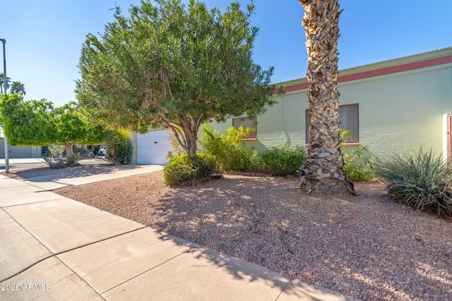 6330 E CATALINA Drive, Scottsdale, AZ 85251