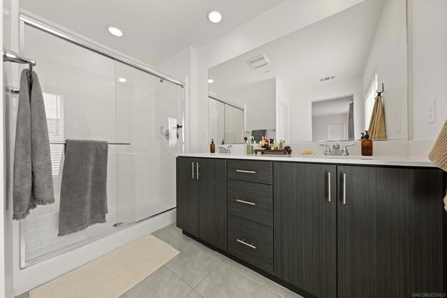 303 Citrine Trails, Fallbrook, CA 92028