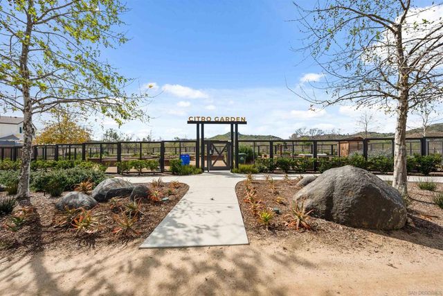 303 Citrine Trails, Fallbrook, CA 92028