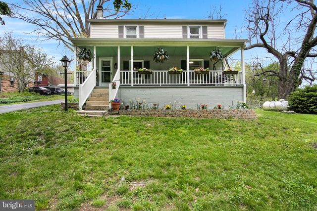 74 BEECHCLIFF DR, Carlisle, PA 17015