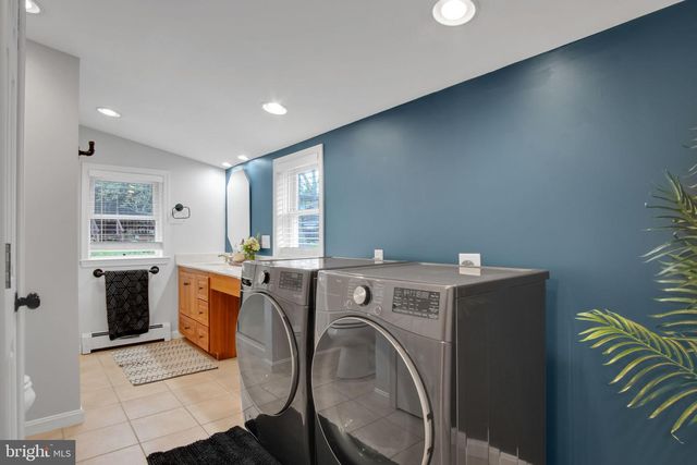 74 BEECHCLIFF DR, Carlisle, PA 17015