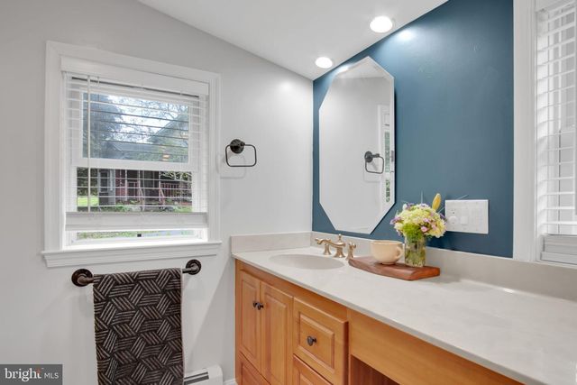 74 BEECHCLIFF DR, Carlisle, PA 17015