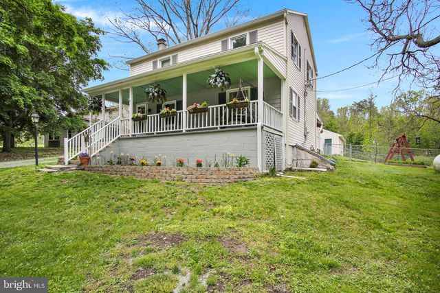 74 BEECHCLIFF DR, Carlisle, PA 17015