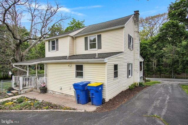 74 BEECHCLIFF DR, Carlisle, PA 17015