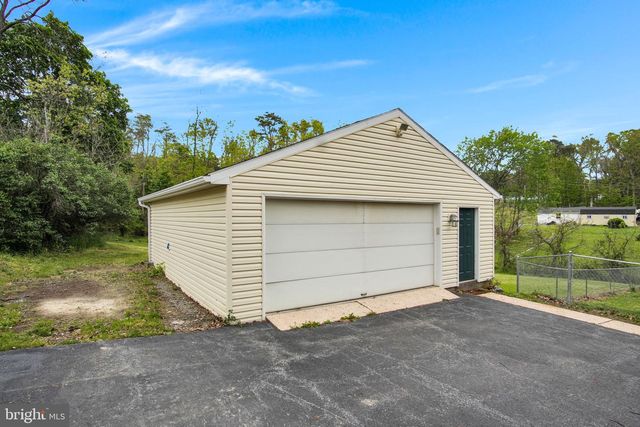74 BEECHCLIFF DR, Carlisle, PA 17015