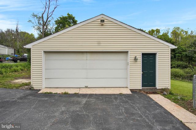 74 BEECHCLIFF DR, Carlisle, PA 17015