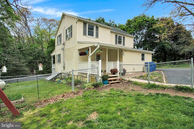 74 BEECHCLIFF DR, Carlisle, PA 17015