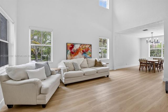 841 Lavender Circle, Weston, FL 33327