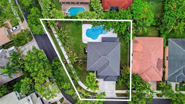 841 Lavender Circle, Weston, FL 33327