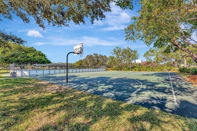 841 Lavender Circle, Weston, FL 33327