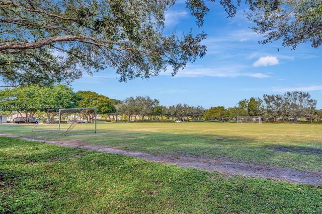 841 Lavender Circle, Weston, FL 33327