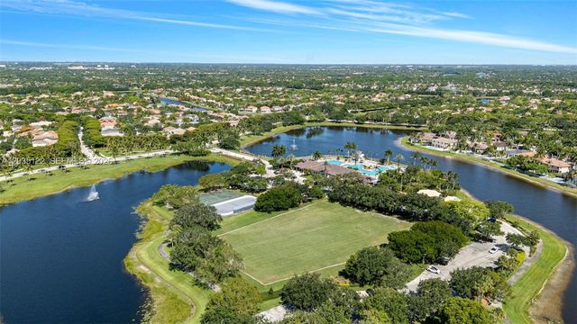 841 Lavender Circle, Weston, FL 33327