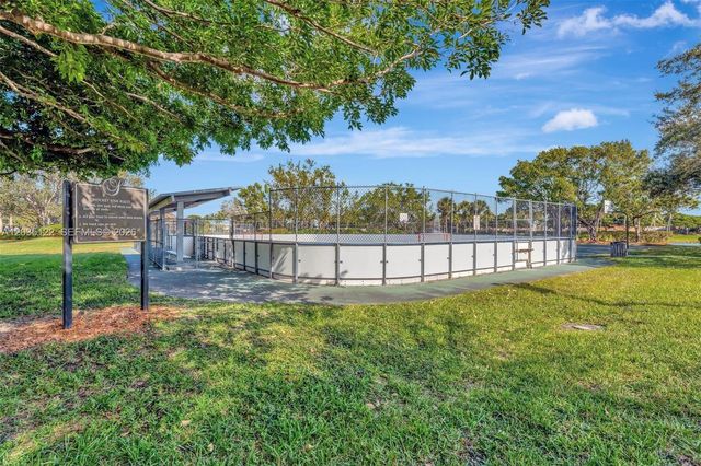 841 Lavender Circle, Weston, FL 33327