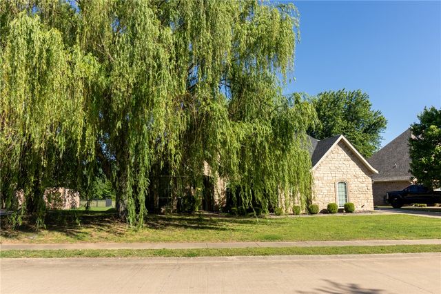 11530 Frisco Drive, Farmington, AR 72730