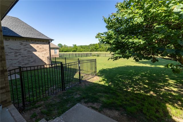 11530 Frisco Drive, Farmington, AR 72730