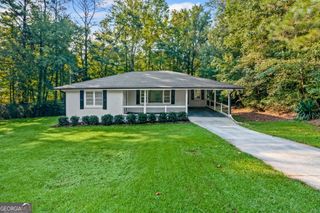 4 Thomas Way, Newnan, GA 30263