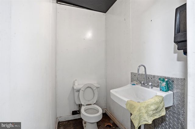 114-36 E LURAY ST, Philadelphia, PA 19120