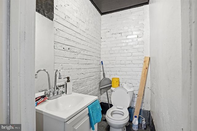 114-36 E LURAY ST, Philadelphia, PA 19120