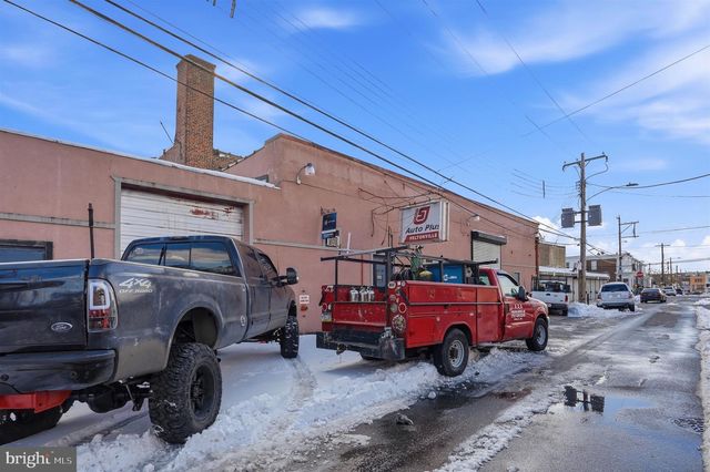 114-36 E LURAY ST, Philadelphia, PA 19120