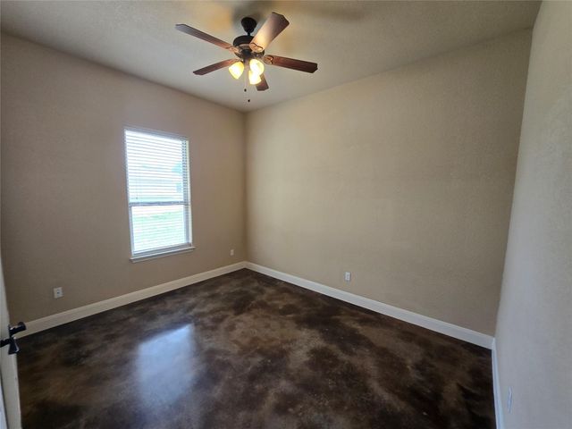 131 Mokulua LN, Bastrop, TX 78602