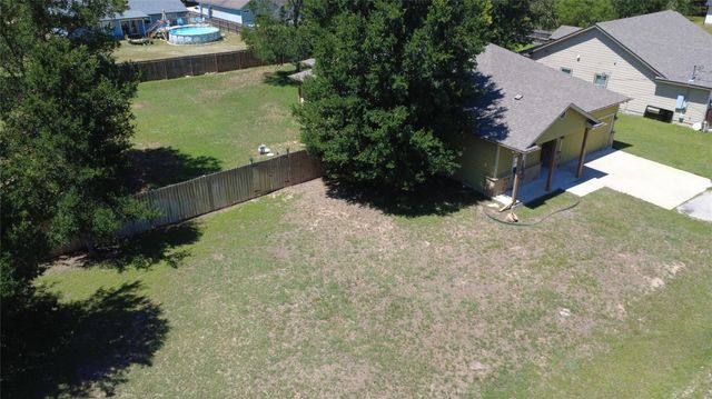 131 Mokulua LN, Bastrop, TX 78602