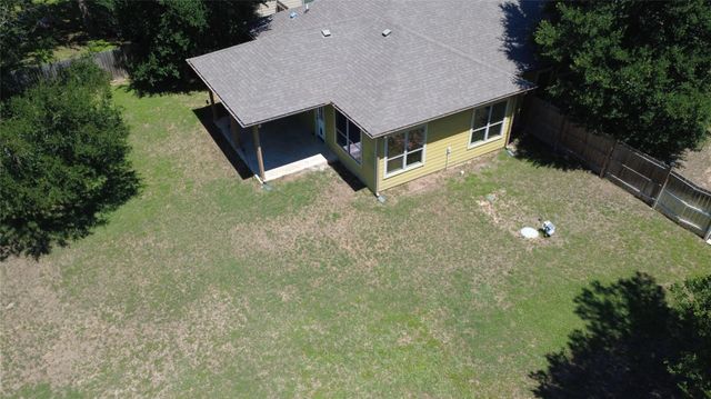 131 Mokulua LN, Bastrop, TX 78602