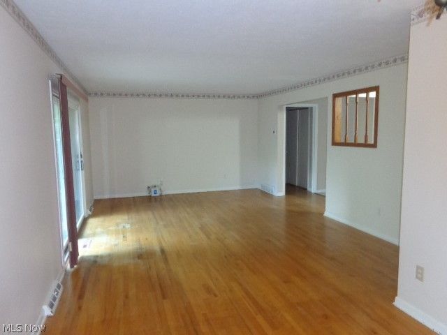 7270 Lakeview Drive, Parma, OH 44129
