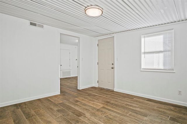 1715 N Midwest Boulevard, Oklahoma City, OK 73141