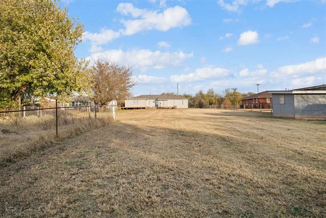 1715 N Midwest Boulevard, Oklahoma City, OK 73141