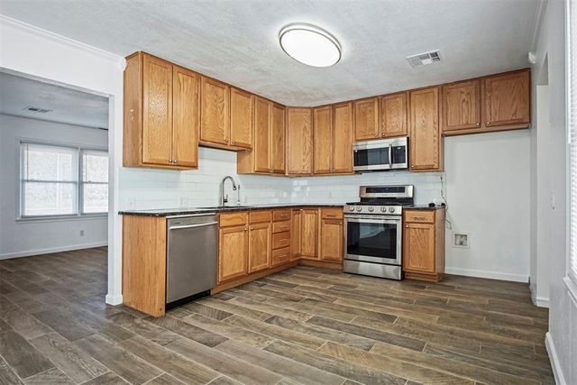 1715 N Midwest Boulevard, Oklahoma City, OK 73141