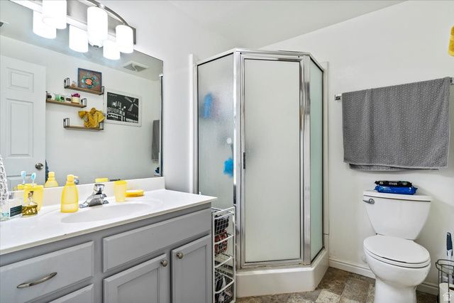 4224 W 5850 S, Roy, UT 84067