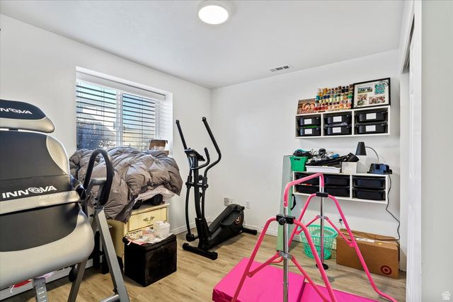 4224 W 5850 S, Roy, UT 84067